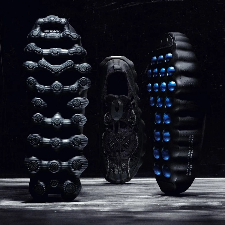 나이키와 프라그먼트 디자인 협업 스니커즈 출시