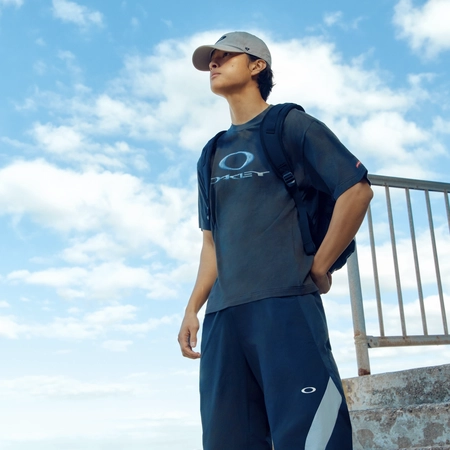 오클리, 홍태준과 함께하는 한국 첫 로컬 캠페인 공개