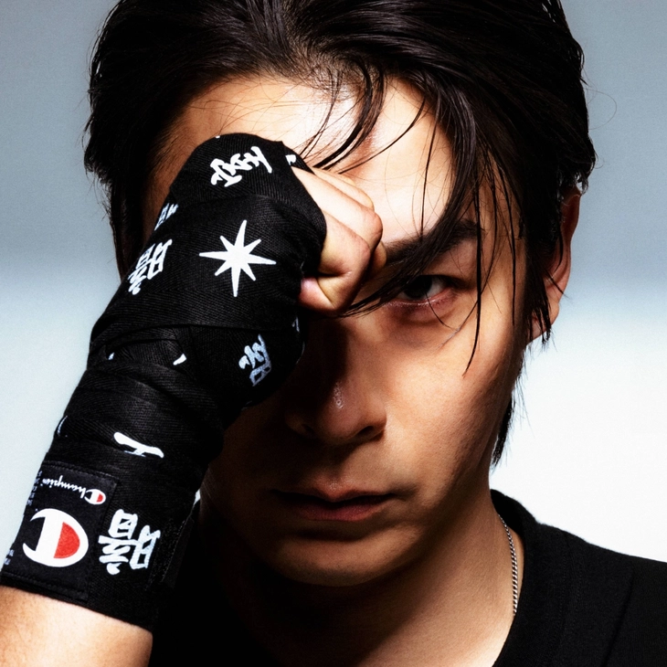 다크룸 스튜디오와 챔피온 협업 컬렉션 발매