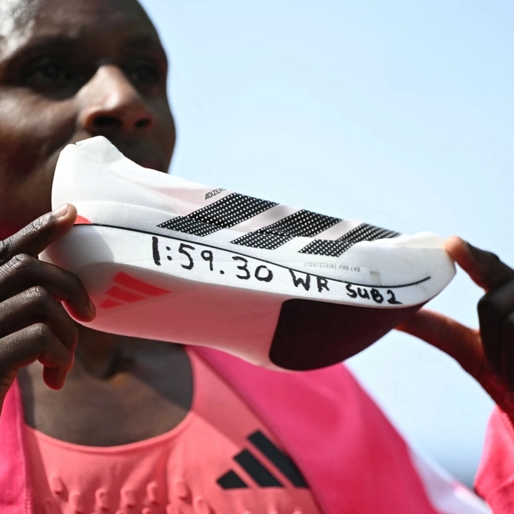 아디다스 아디제로 아디오스 프로 이보 3 출시