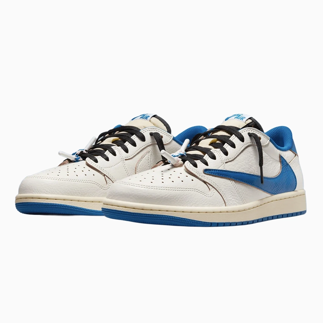 트래비스스캇 x 프라그먼트 x 에어 조던 1 로우 OG 세일 밀리터리 블루 DM7866-104