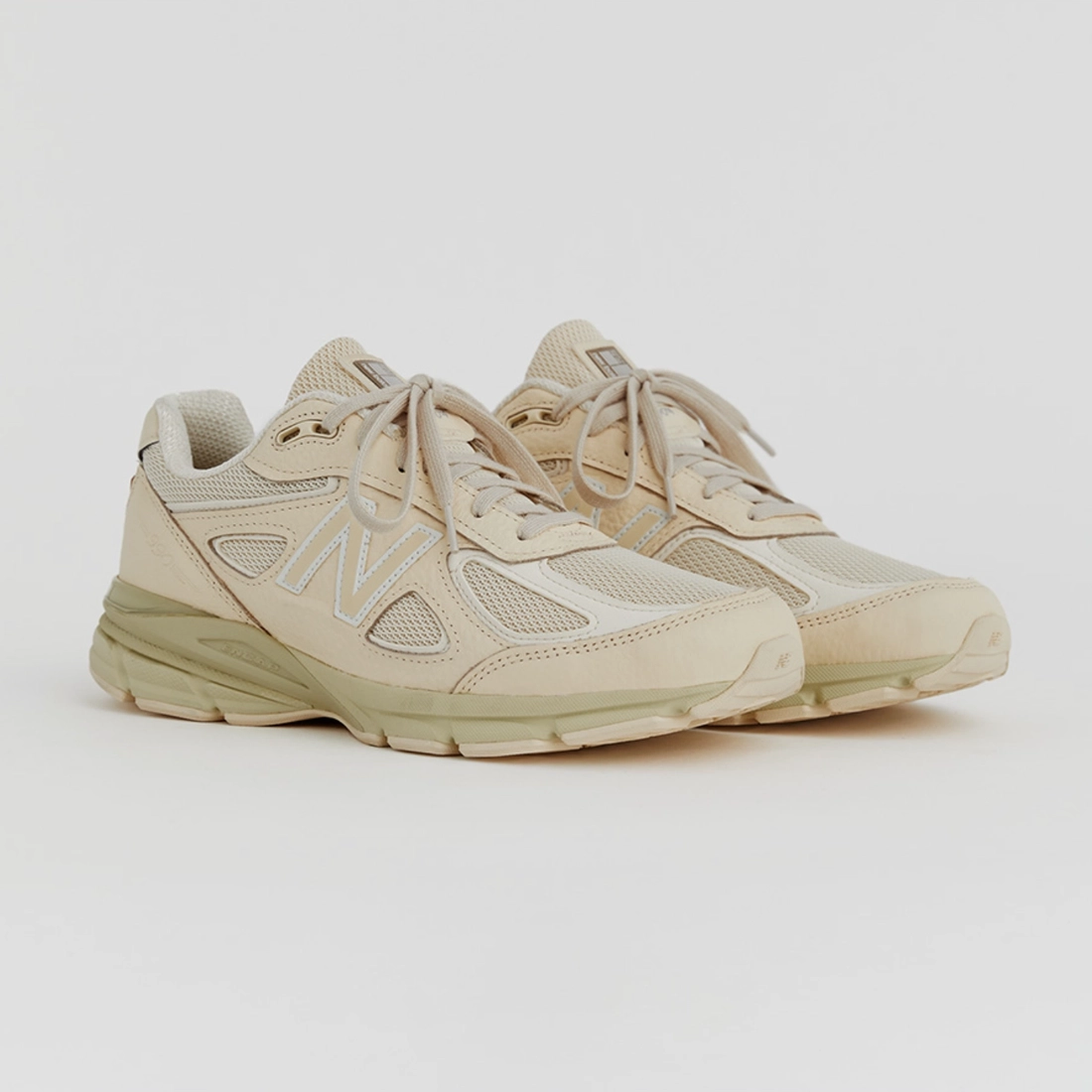 뉴발란스 990v4 메이드 인 USA 마카다미아 너트 U990BO4