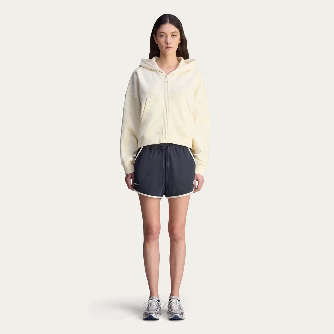 스포티 앤 리치 x 아디다스 쇼츠 나이트 네이비 JL7191
