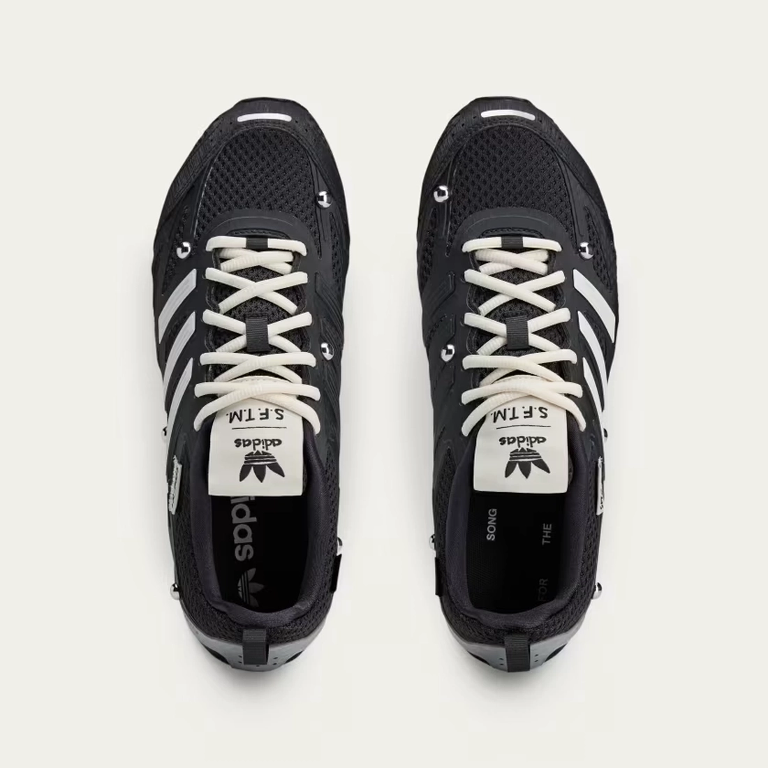 송포더뮤트 x 아디다스 아디제로 PR 코어 블랙 크림 화이트 HP3523