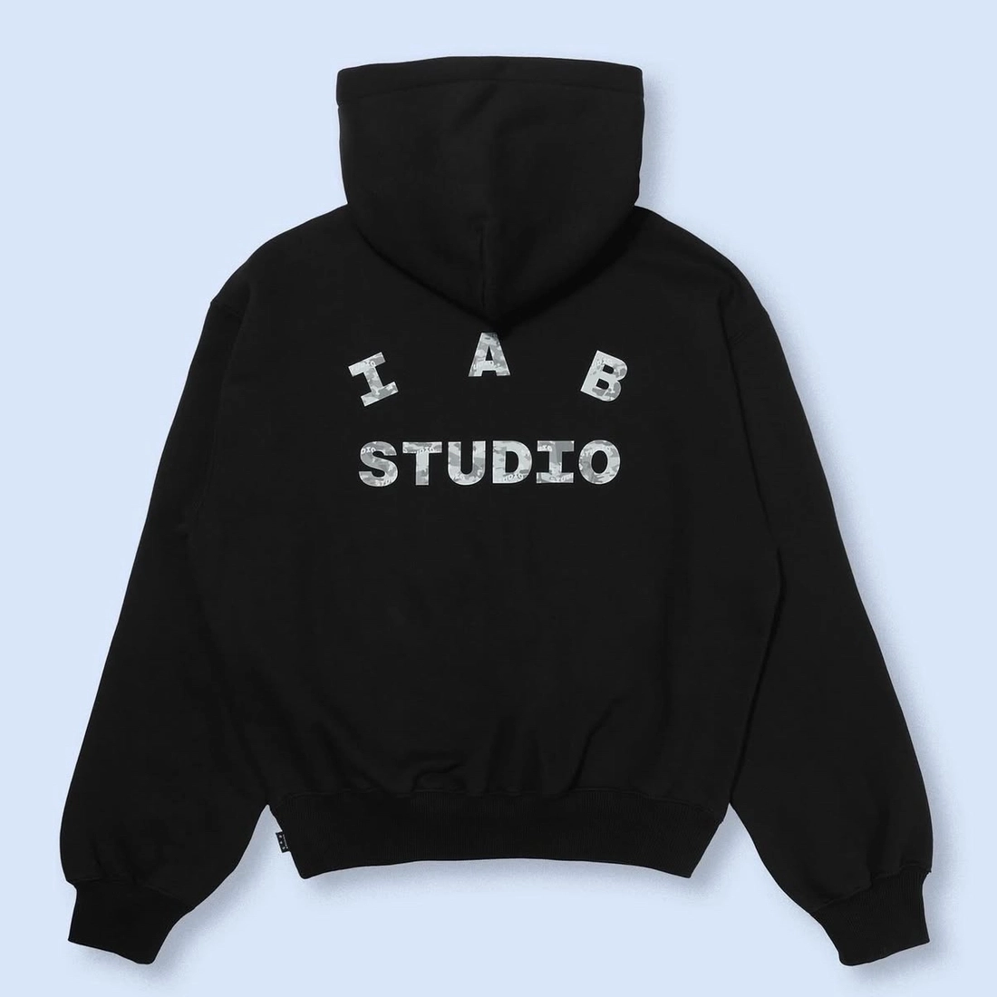 아이앱스튜디오 2025 다섯 번째 컬렉션