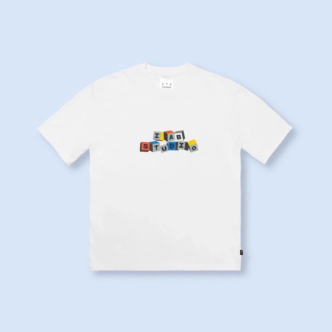 아이앱스튜디오 2025 다섯 번째 컬렉션