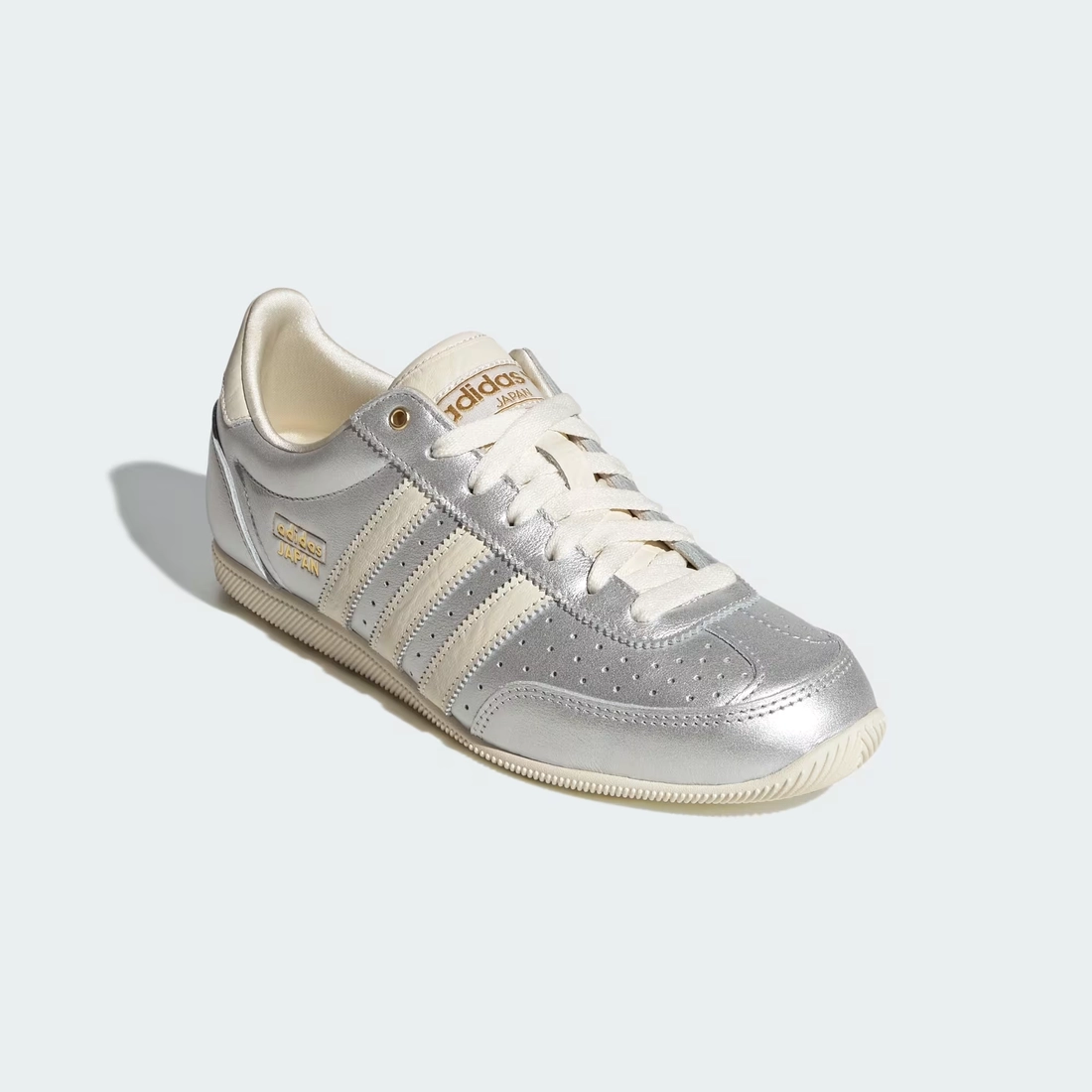 아디다스 재팬 실버 메탈릭 크림 화이트 우먼스 KI8494