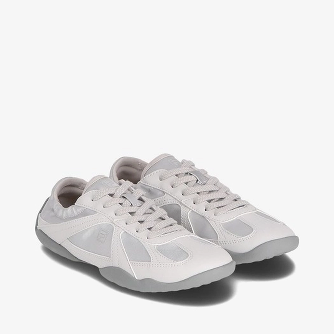 휠라 글리오 실버문 FS261OD03X032-031