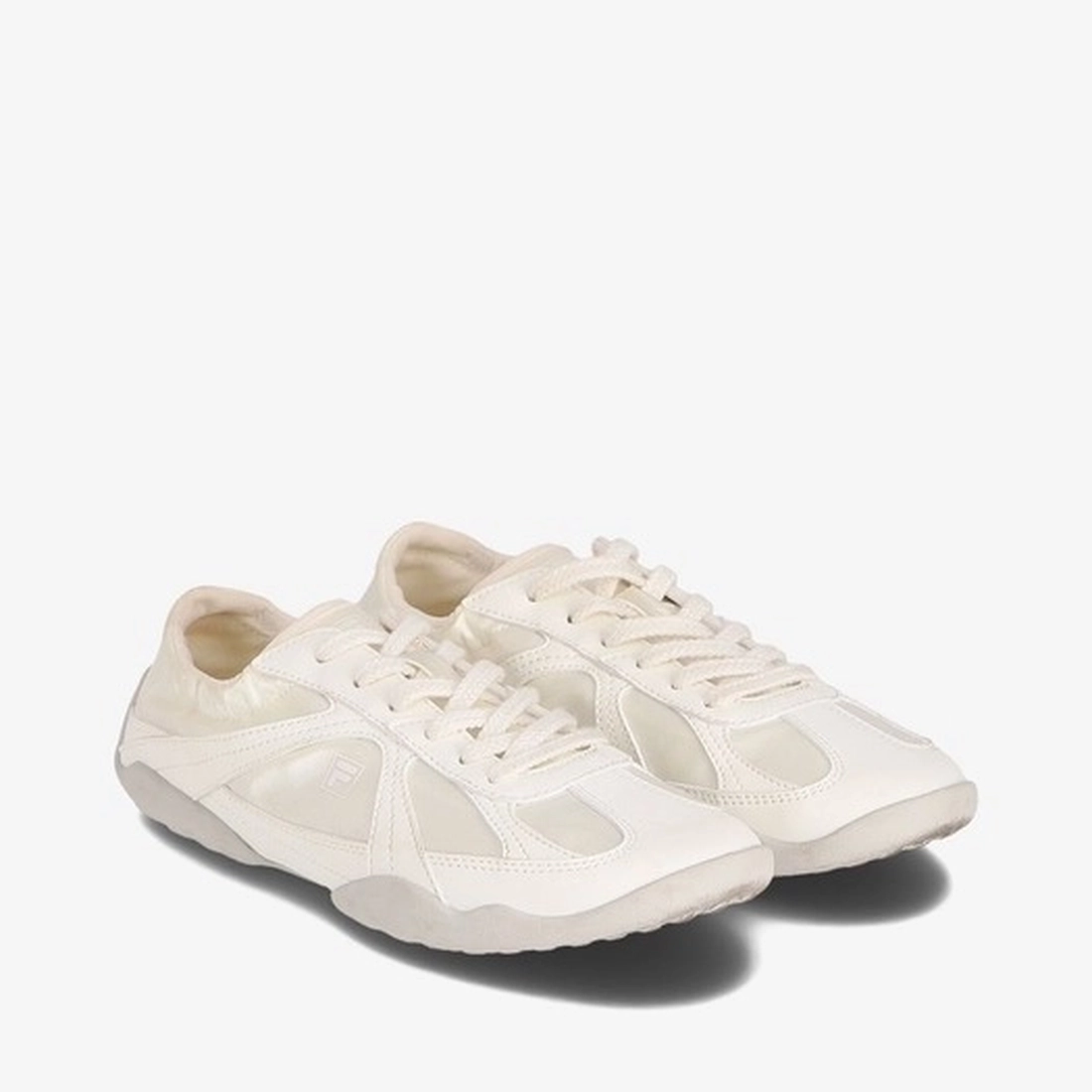 휠라 글리오 크림 FS261OD03X032-260