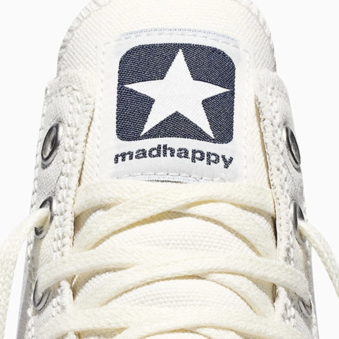 매드해피 x 컨버스 척 70 하이 빈티지 화이트 A19149C