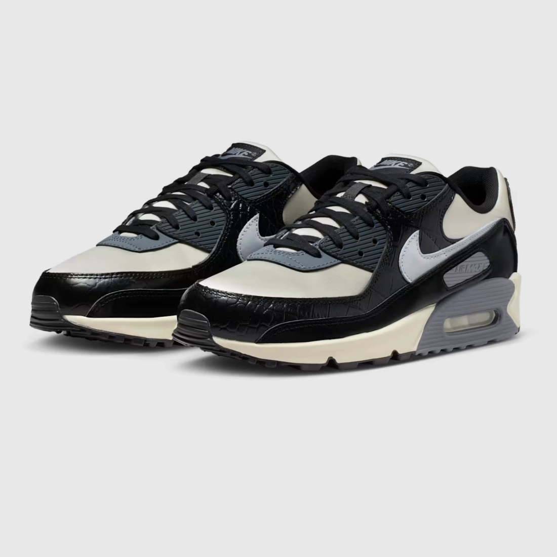나이키 에어 맥스 90 코코넛 밀크 앤 블랙 IO4468-100