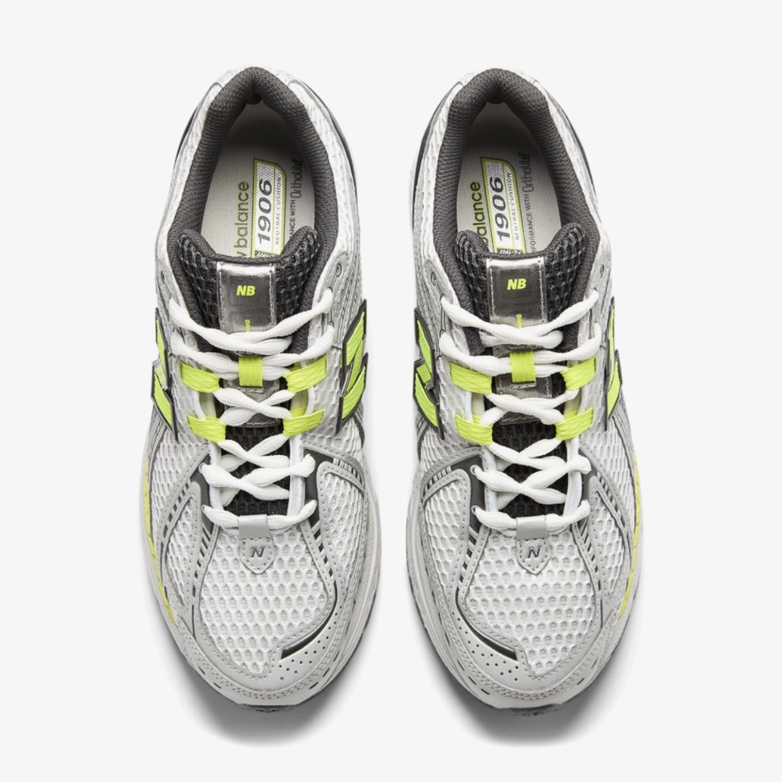 뉴발란스 1906 라이트 실버 메탈릭 알카라인 그린 U190652H