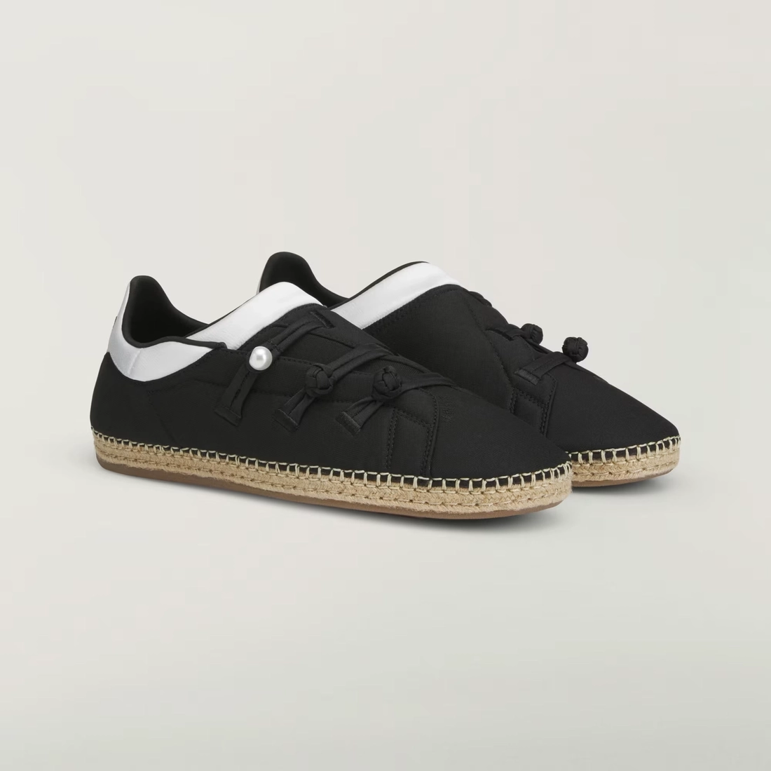 클랏 x 아디다스 QI 플로우 코어 블랙 클라우드 화이트 JQ4053