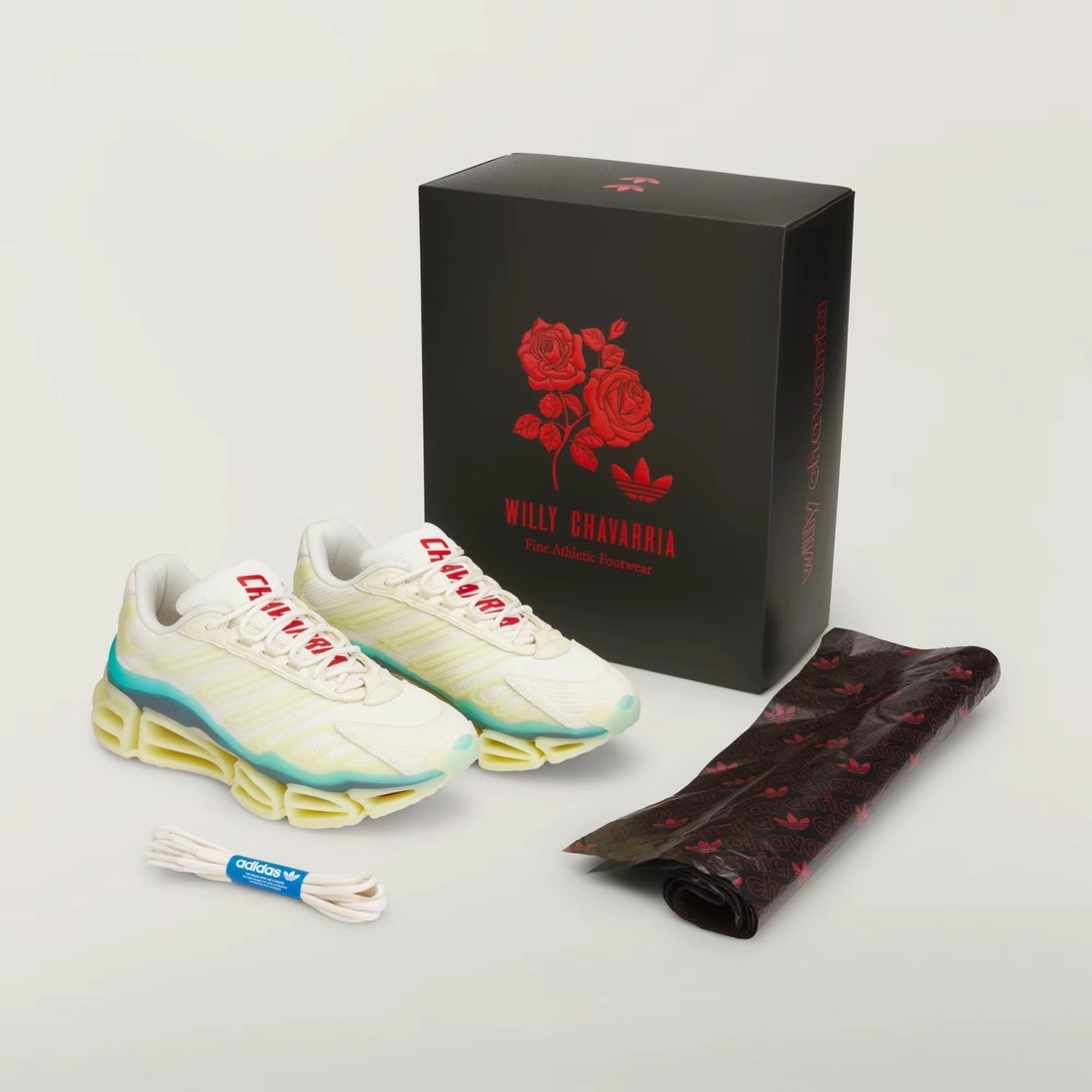 윌리 차바리아 x 아디다스 메가라이드 AG 크림 화이트 웜 바닐라 KJ2040