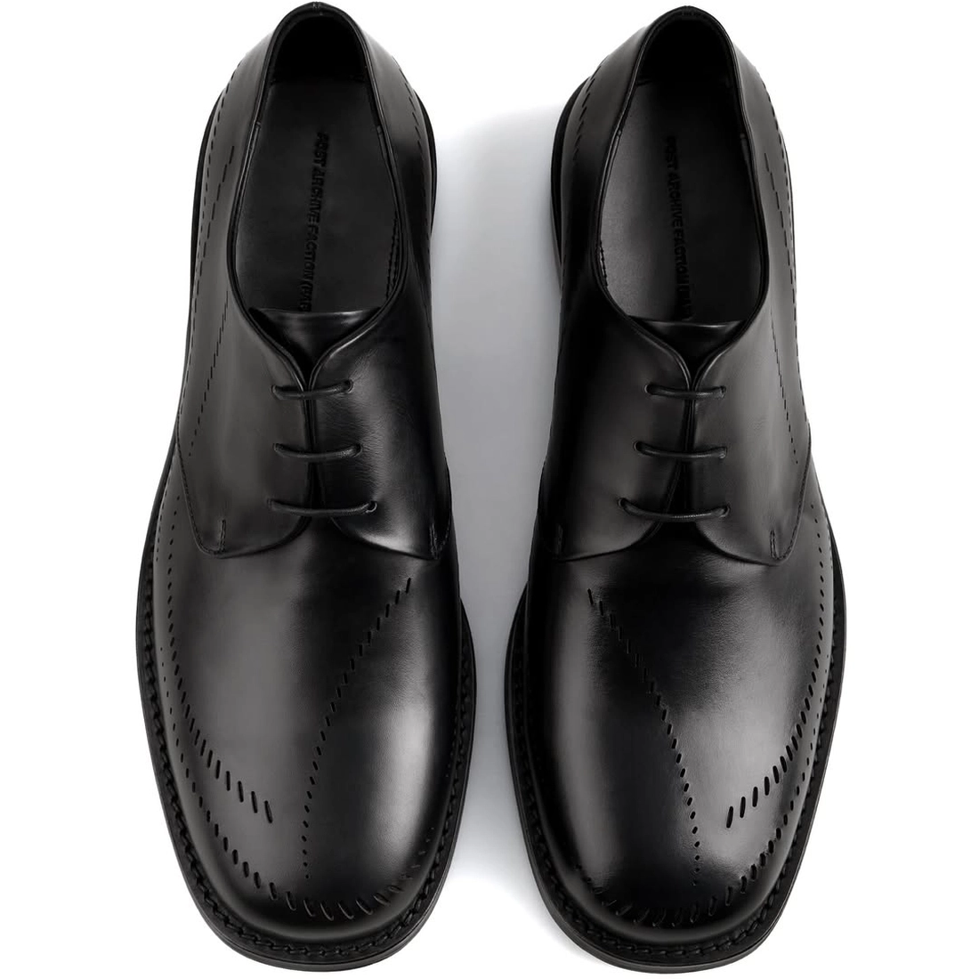 포스트아카이브팩션 드리프터 브리스 더비 매트 블랙