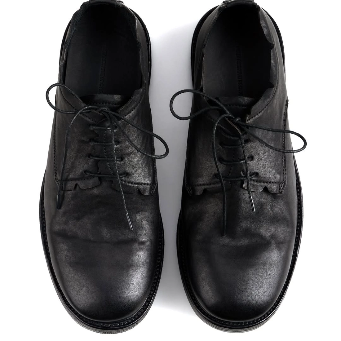 포스트아카이브팩션 드리프터 트림드 더비 매트 블랙