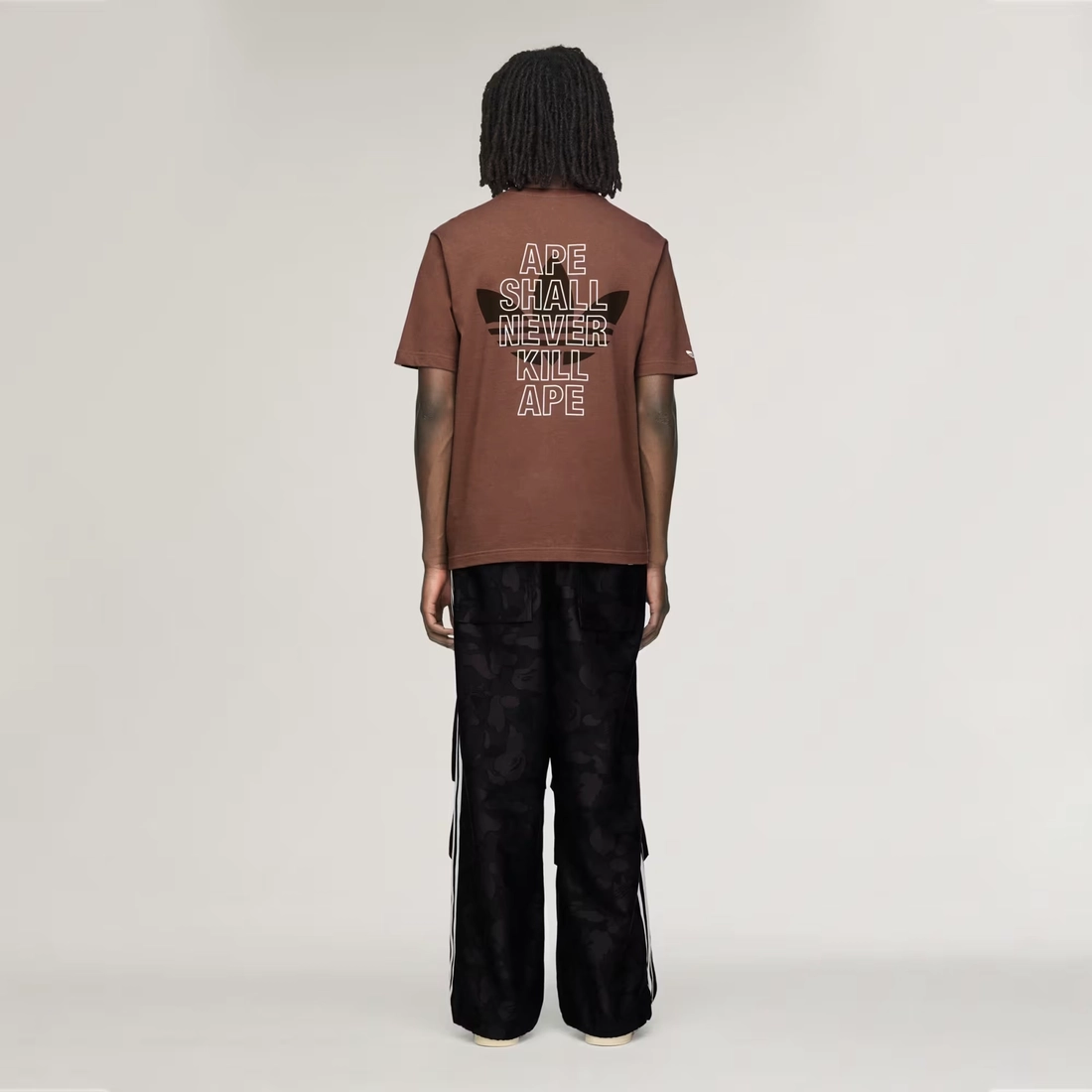 베이프 x 아디다스 숏 슬리브 티 KF4915