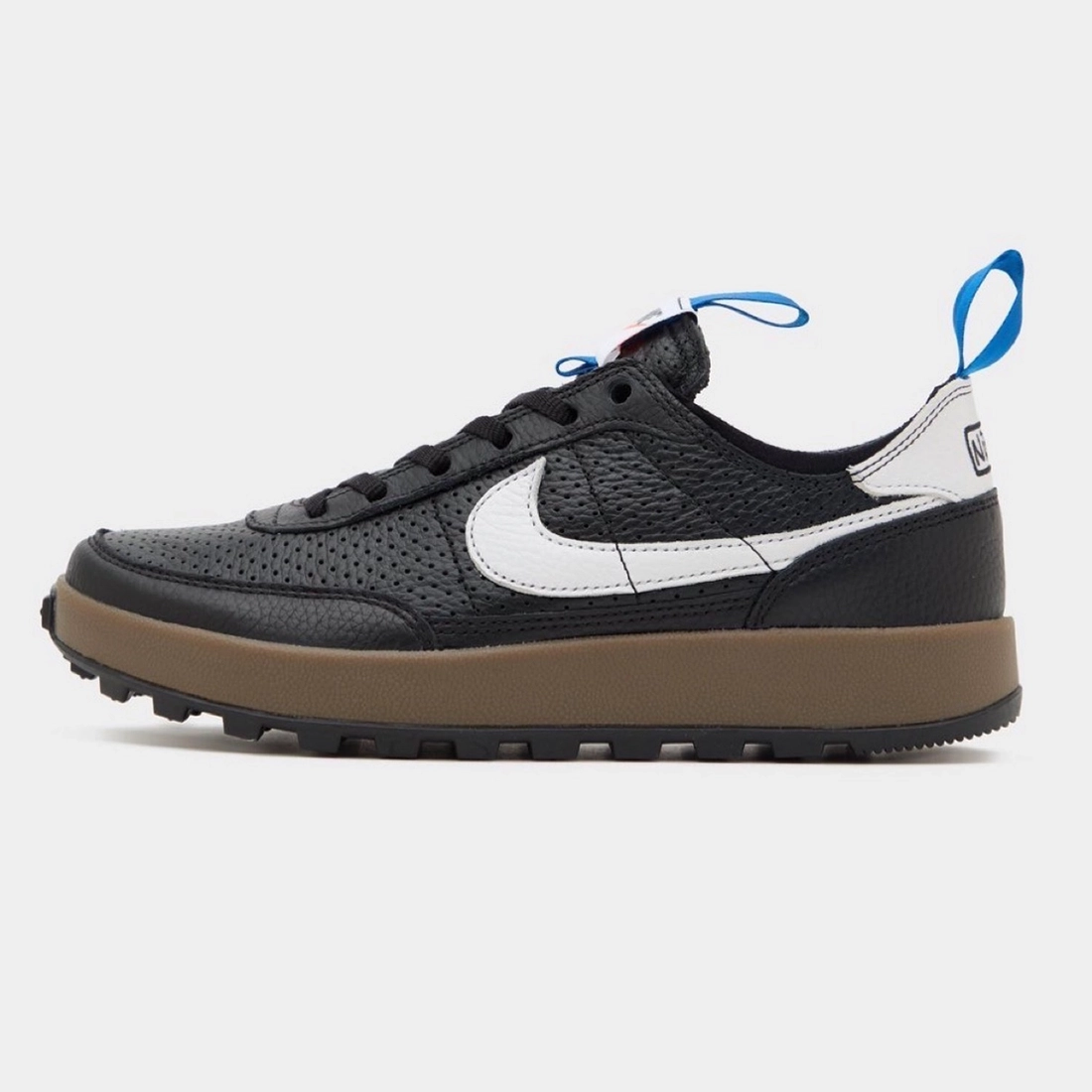 톰 삭스 x 나이키 크래프트 제너럴 퍼포즈 슈 블랙 로얄 FZ1363-002