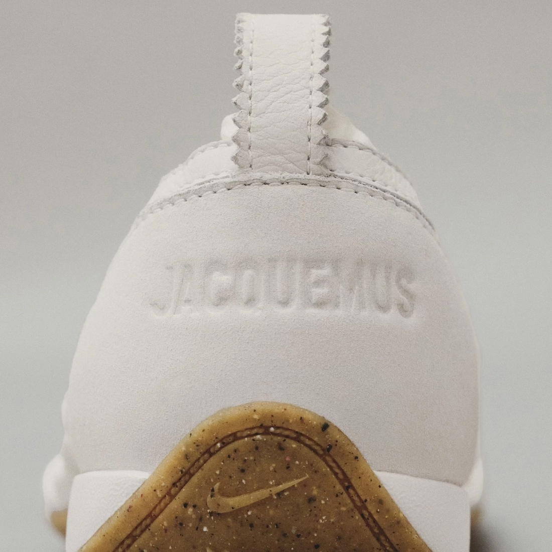 자크뮈스 x 나이키 문 슈 화이트 FOU00176BW00712100