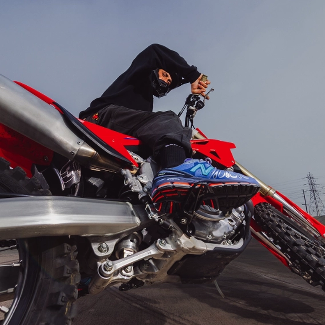 액션 브론슨 x 뉴발란스 1890 사이보그 티어스 U18908BN