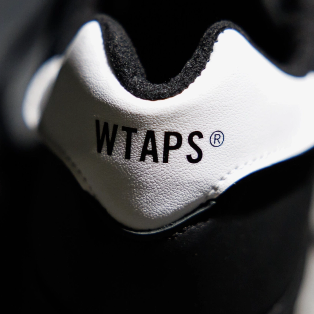 더블탭스 x 뉴발란스 메이드 인 USA 1300 U1300WT