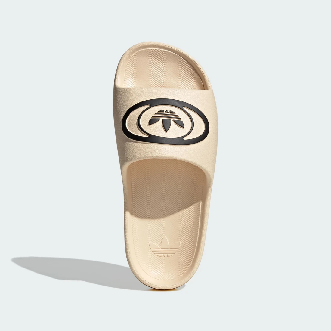 아디다스 아딜렛 00S 슬라이드 KK3582