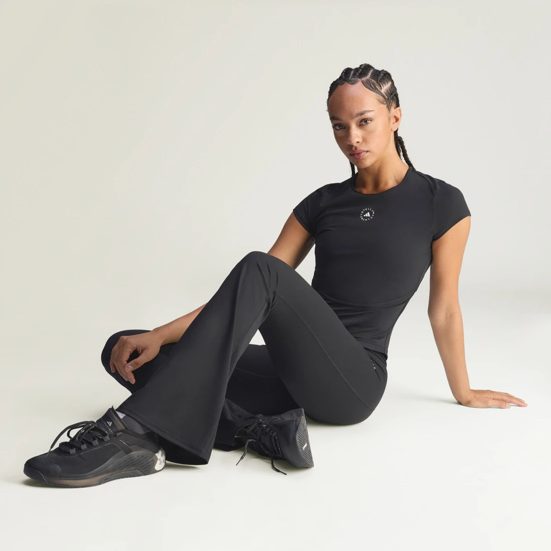 아디다스 아디다스 BY 스텔라 맥카트니 트레이닝 플레어드 레깅스 KF9109