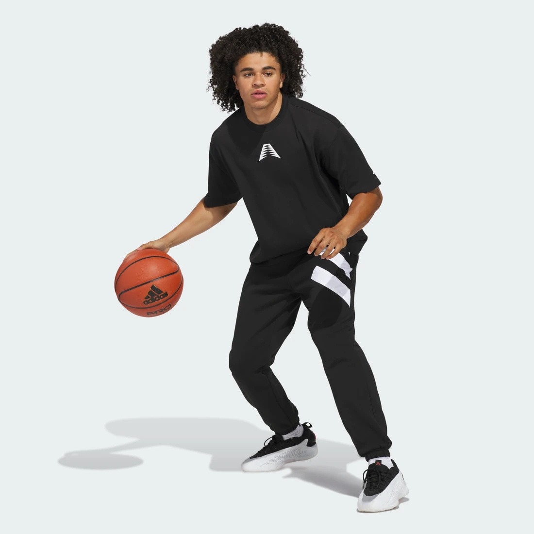 아디다스 앤서니 에드워즈 빌리브 댓 티 KC3700