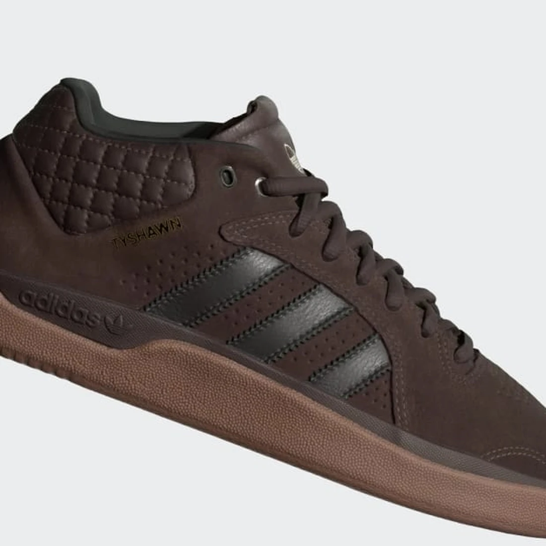 아디다스 타이숀 HQ4740