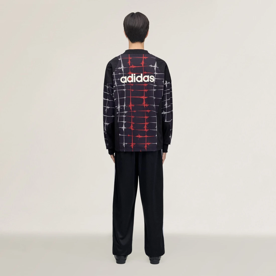 아디다스 떠그클럽 슈퍼스타 조거팬츠 KF6917