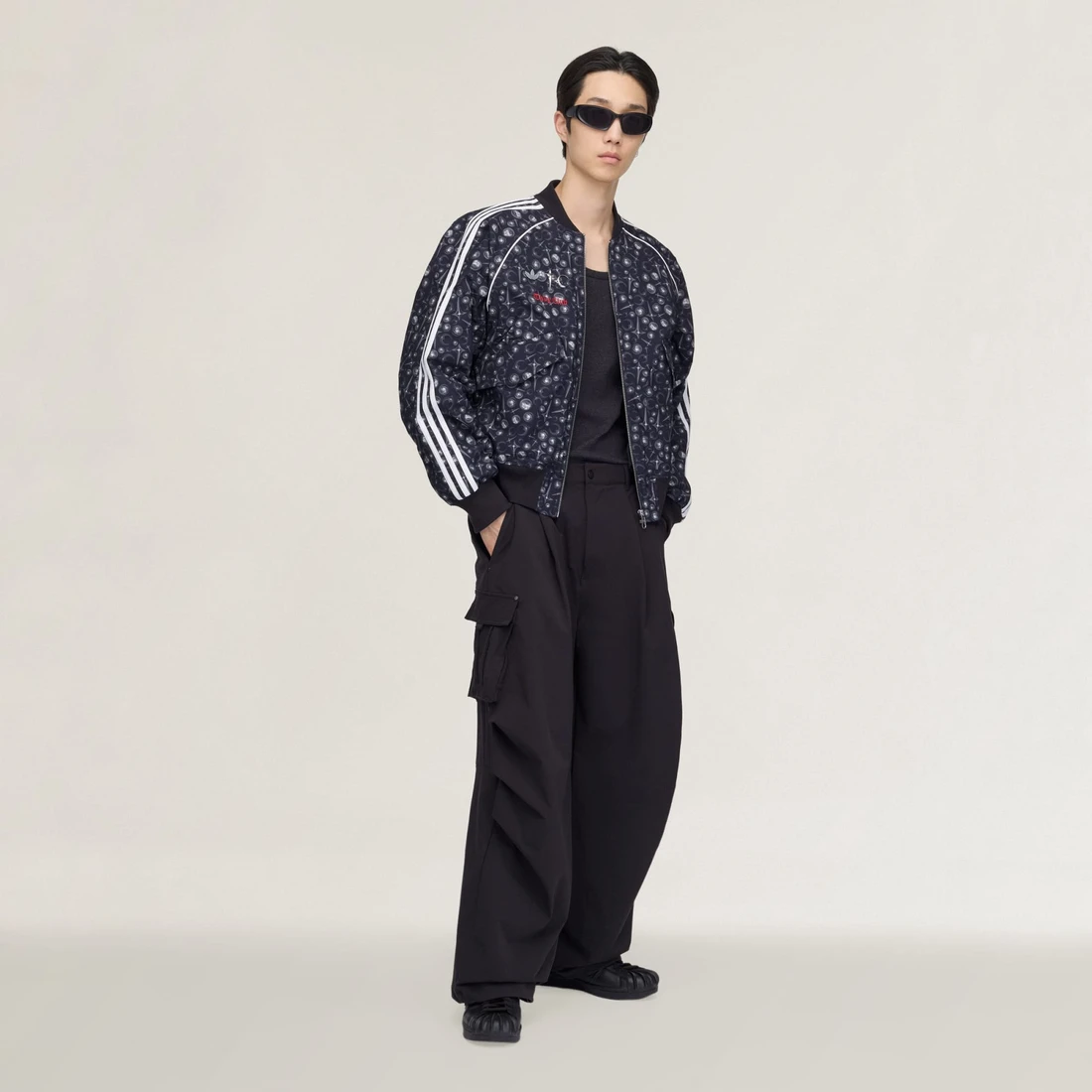 아디다스 떠그클럽 슈퍼스타 재킷 KF6915