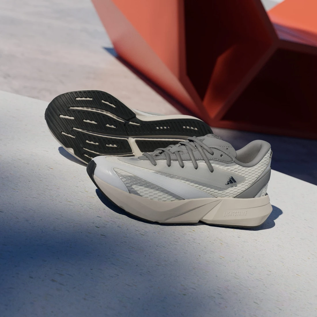 아디다스 라이트블레이즈 JS4256