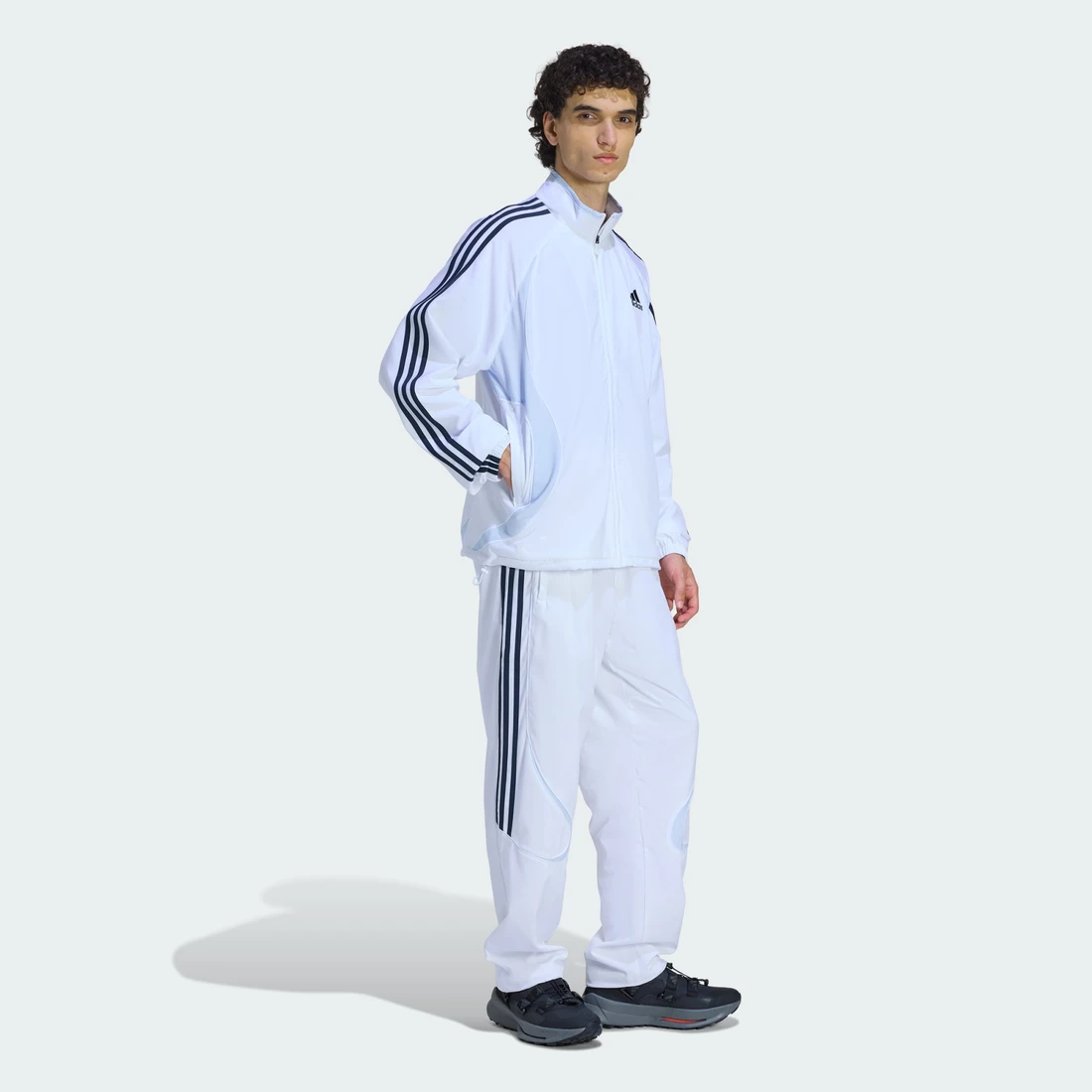 아디다스 TEAMGEIST ADICOLOR 트랙 팬츠 KD5867