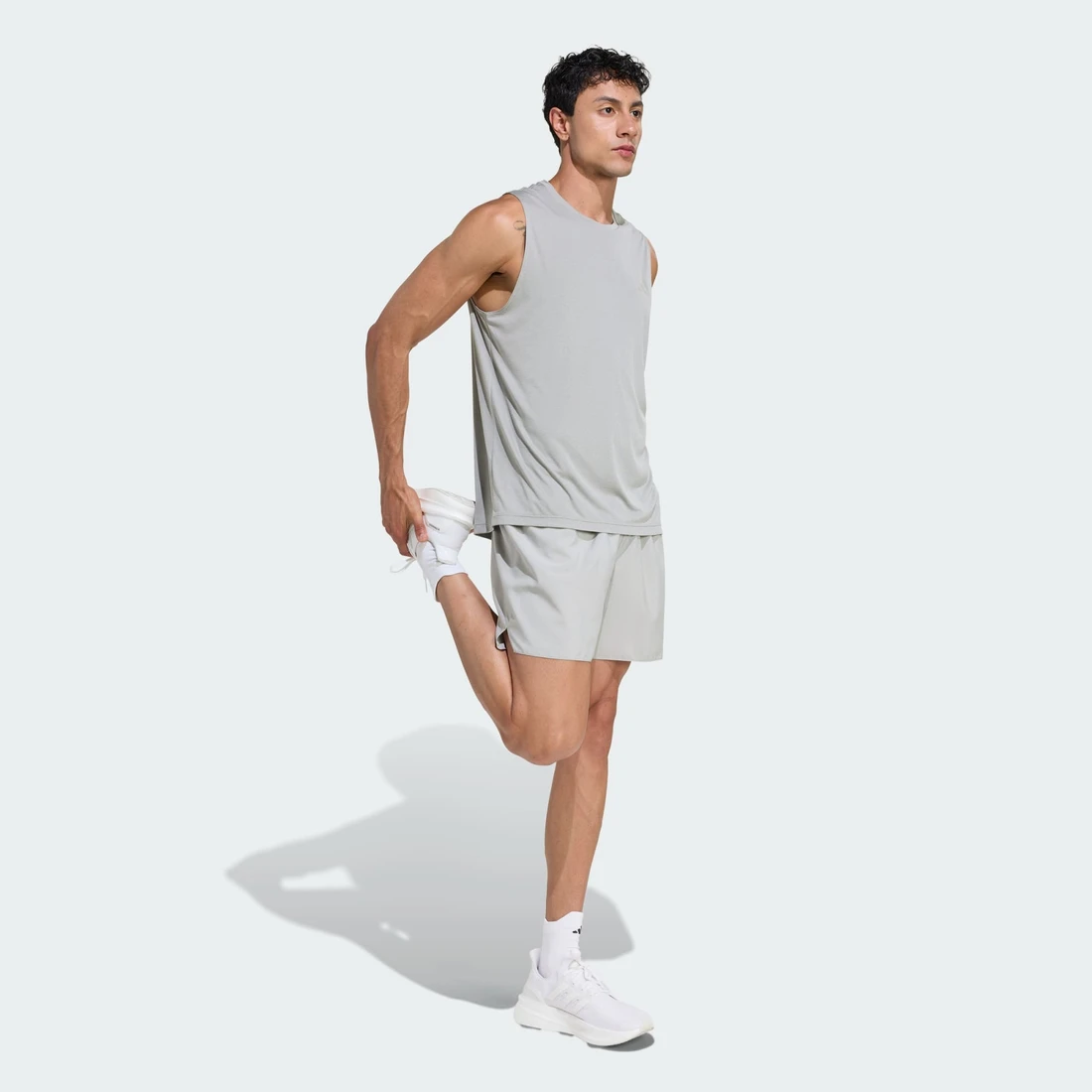 아디다스 ADI365 러닝 에센셜 탱크 KB5970