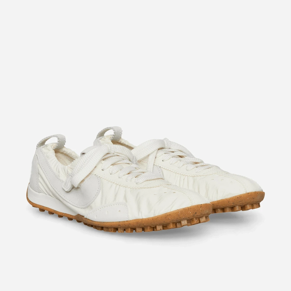 나이키 Women's Jacquemus Moon Shoe Sneakers Soft Pearl / Sail HV8547-002