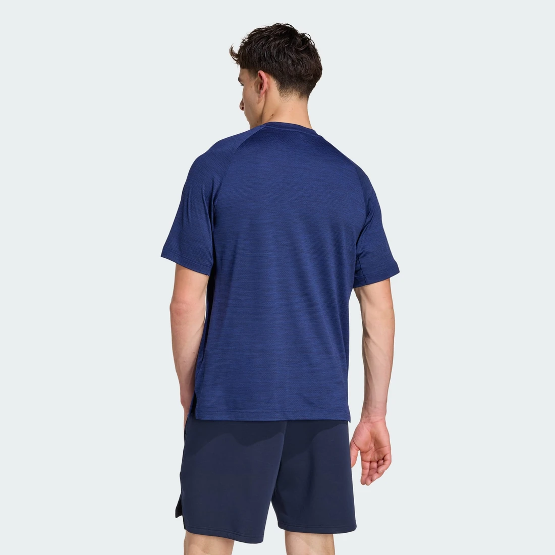 아디다스 테크 에센셜 워크아웃 티셔츠 KS5553