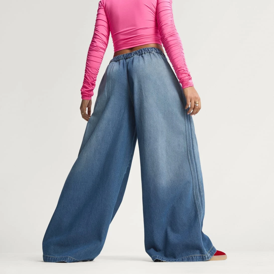 아디다스 데님 트랙 팬츠 KE1071