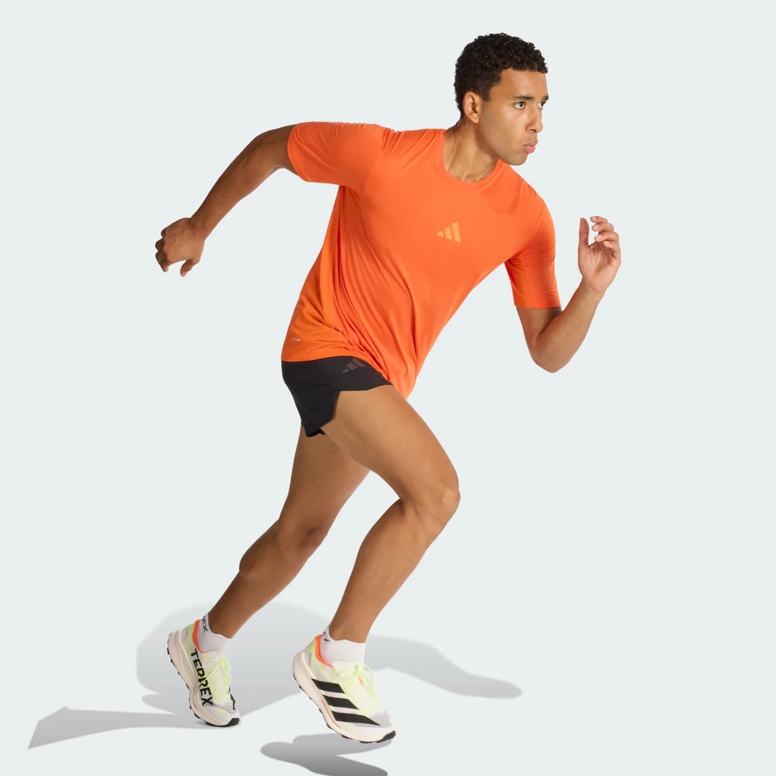 아디다스 테렉스 엑스페리어 클라이마365 쇼츠 KE5015