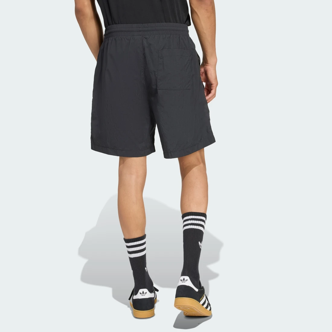 아디다스 트레포일 에센셜 우븐 쇼츠 JX3904