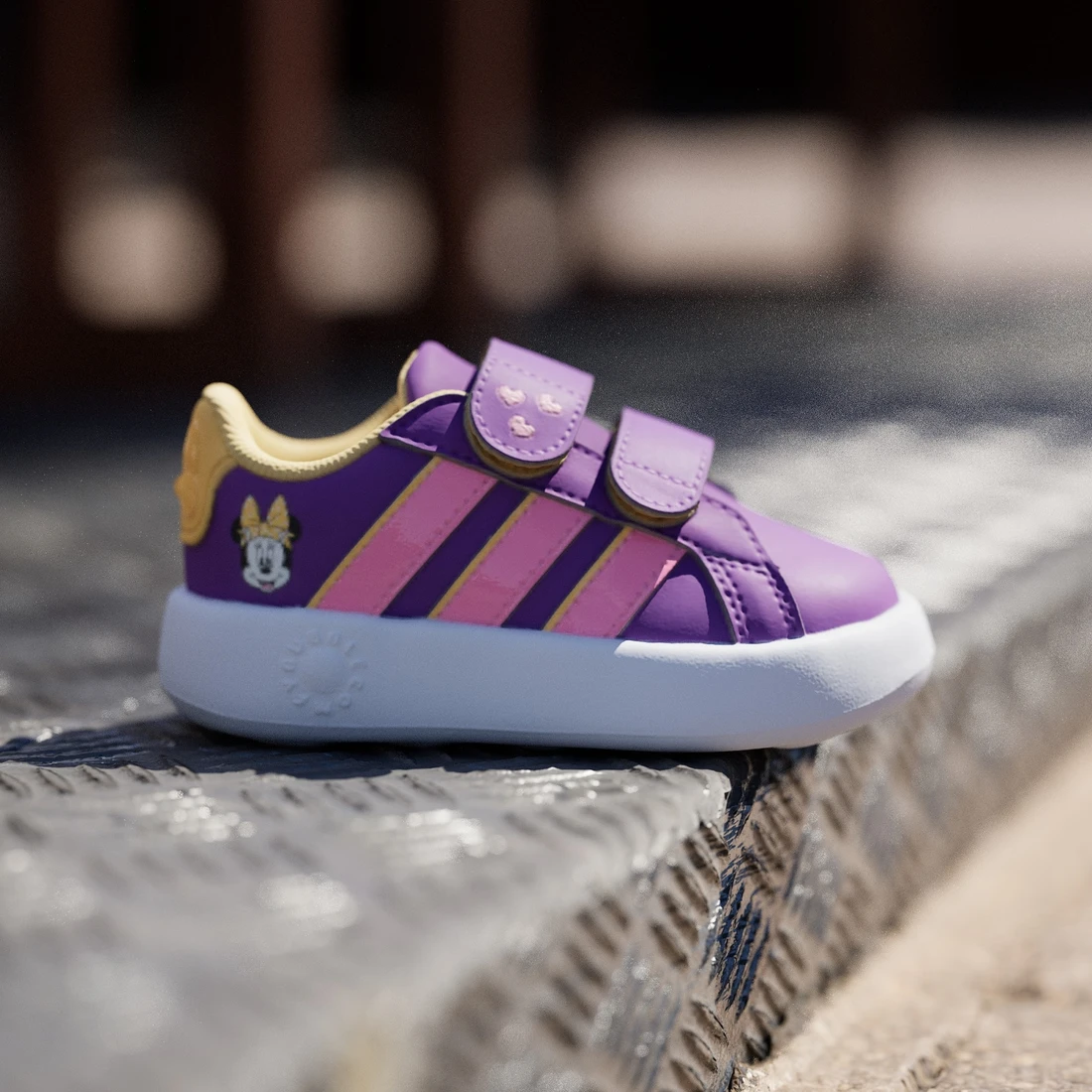 아디다스 디즈니 미니 마우스 그랜드 코트 키즈 JS2346