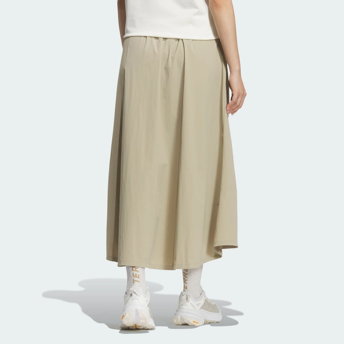 아디다스 엑스플로릭 윈드브레이커 스커트 KD4417