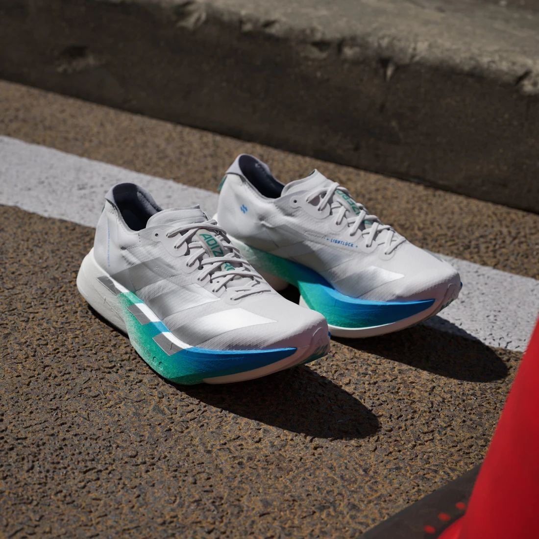 아디다스 아디제로 아디오스 프로 4 JR6354