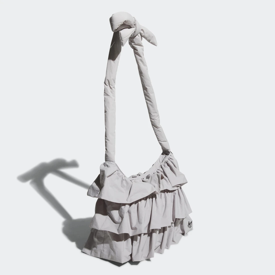 아디다스 오리지널스 러플백 스몰 그레이 투 IA8913