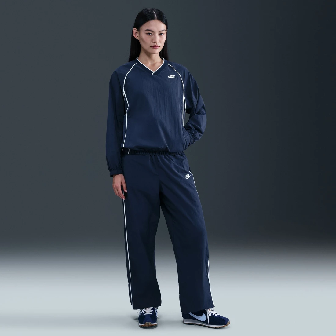 나이키 NSW 윈드러너 풀오버 탑 미드나잇 네이비 세일 - 아시아 우먼스 IM7448-410