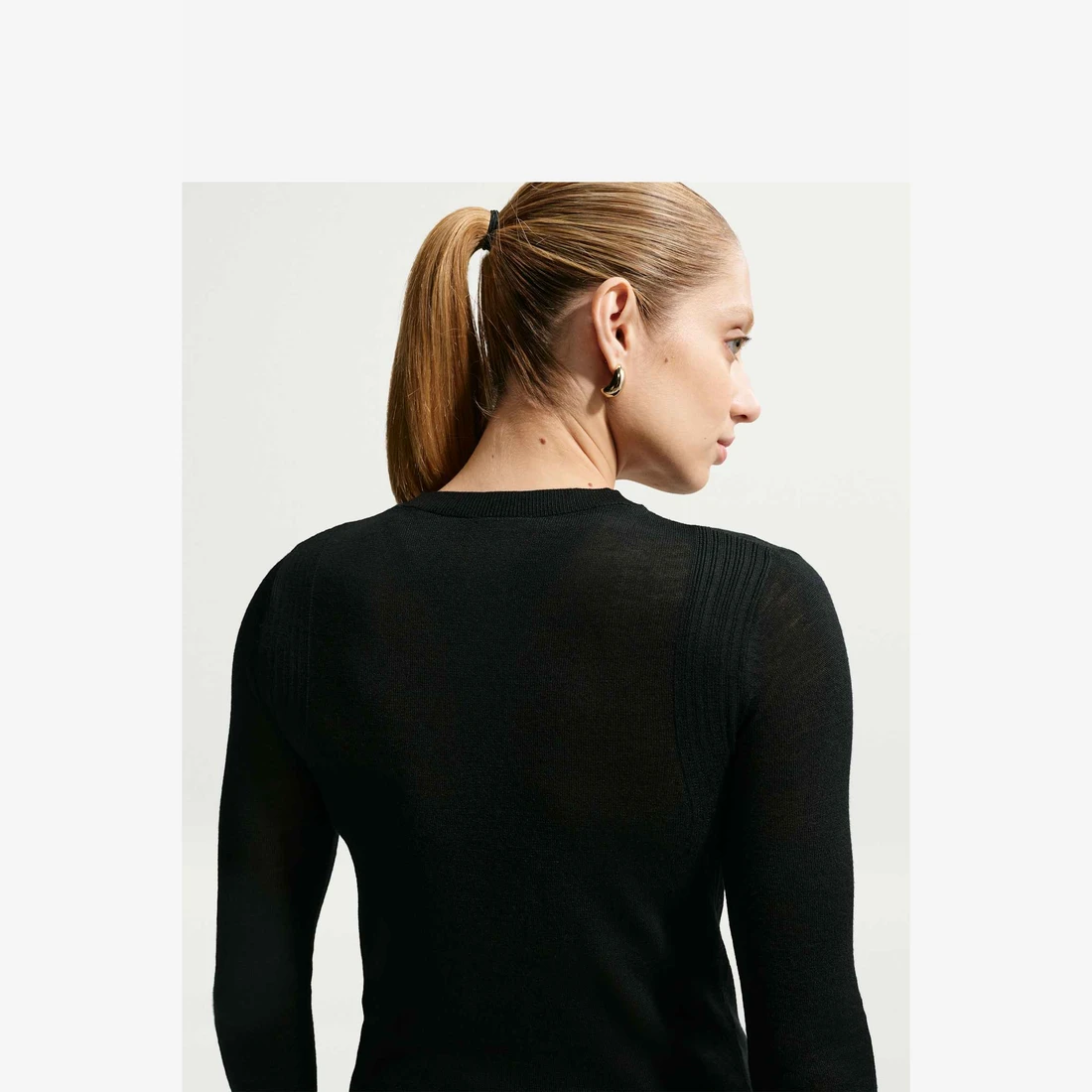 나이키 NSW 에어레버런트 롱슬리브 탑 블랙 (IQ0429-010) 우먼스 IQ0429-010