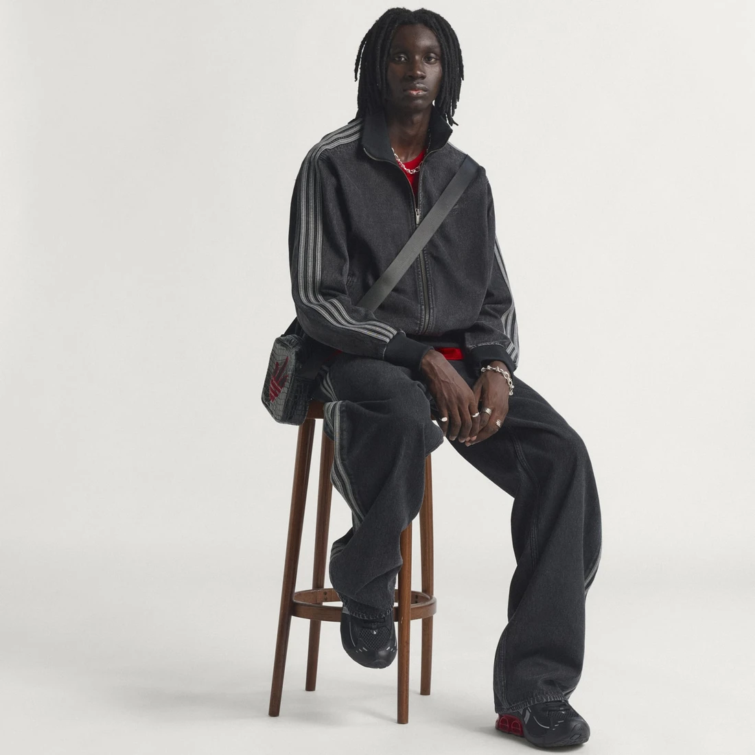 아디다스 아디컬러 데님 파이어버드 트랙탑 트루 블랙 데님 - KR 사이즈 KD1516