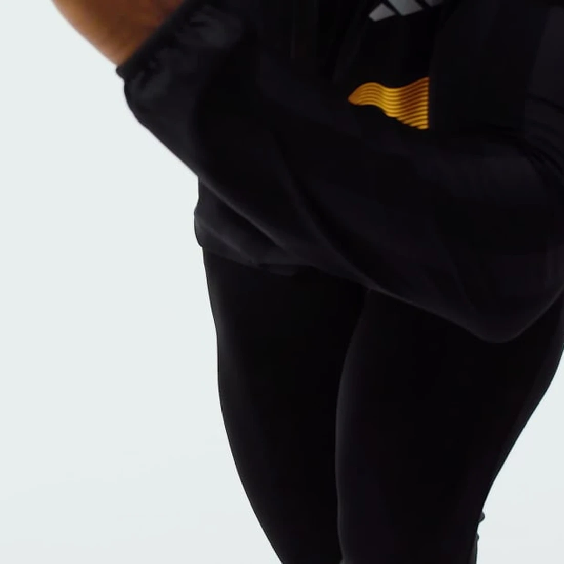 아디다스 Adi365 러닝 에센셜 타이즈 JY5495