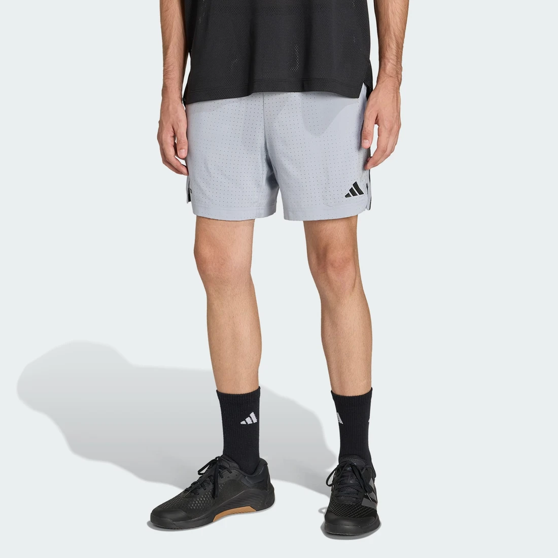 아디다스 테크 에센셜 워크아웃 투인원 쇼츠 KE9634