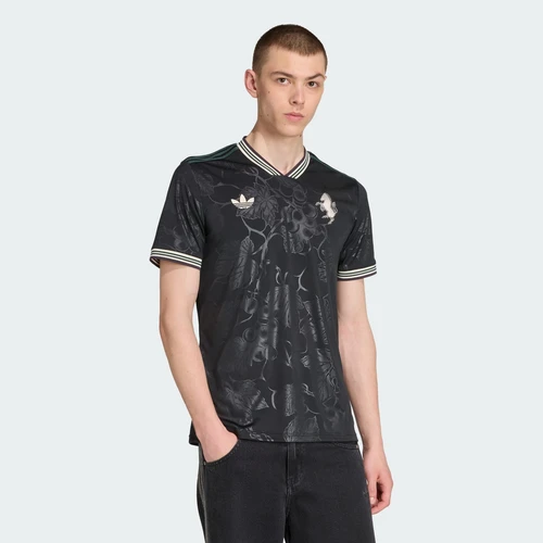 아디다스 유벤투스 2025/26 TF 저지 블랙 에크루 틴트 - KR 사이즈 (논 마킹 버전)