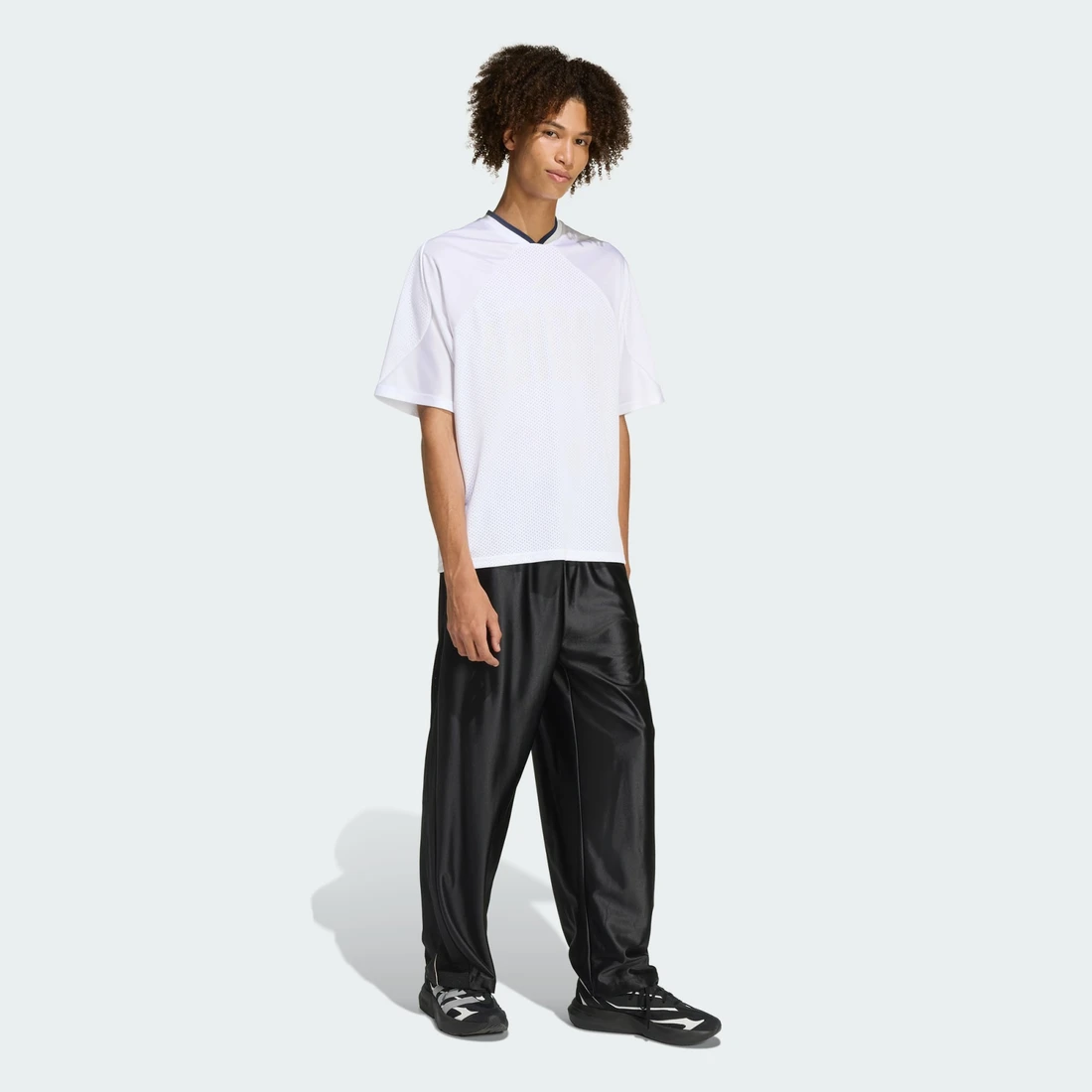 아디다스 스타디움 그래픽 메쉬 티셔츠 KS5426